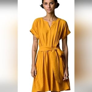 Simply Vera by Vera Wong  yellow flowers dress size X L